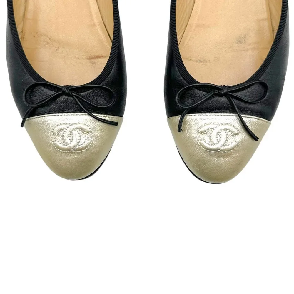 Chanel Metallic Gold & Black Canvas Logo Ballet Flats - Picture 5 of 10
